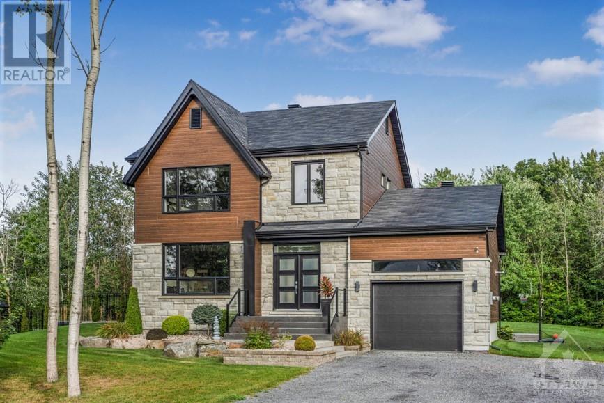 Listing 1360508 - Large Photo # 1