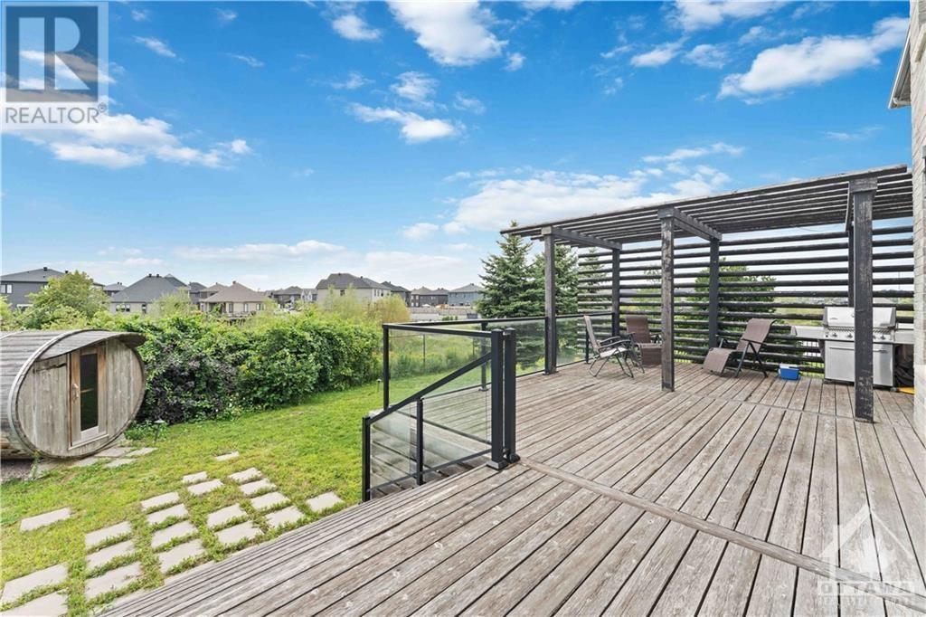 800 PERCIVAL CRESCENT