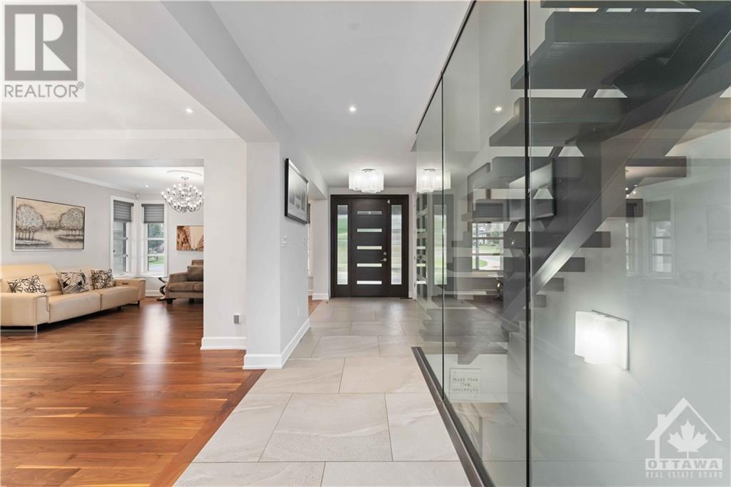 800 PERCIVAL CRESCENT