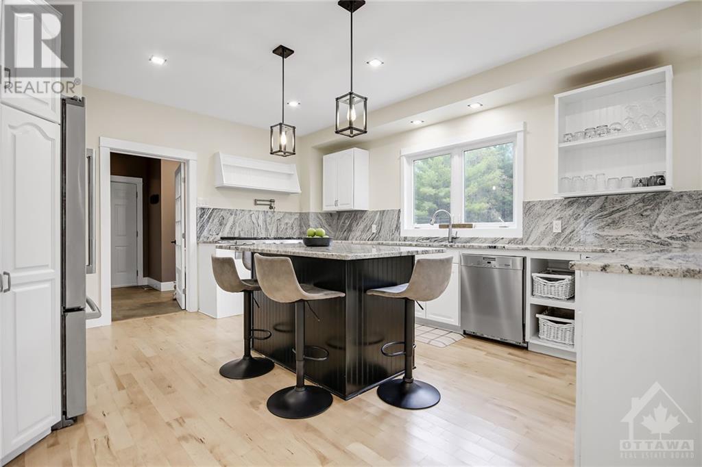 Listing 1360594 - Large Photo # 7
