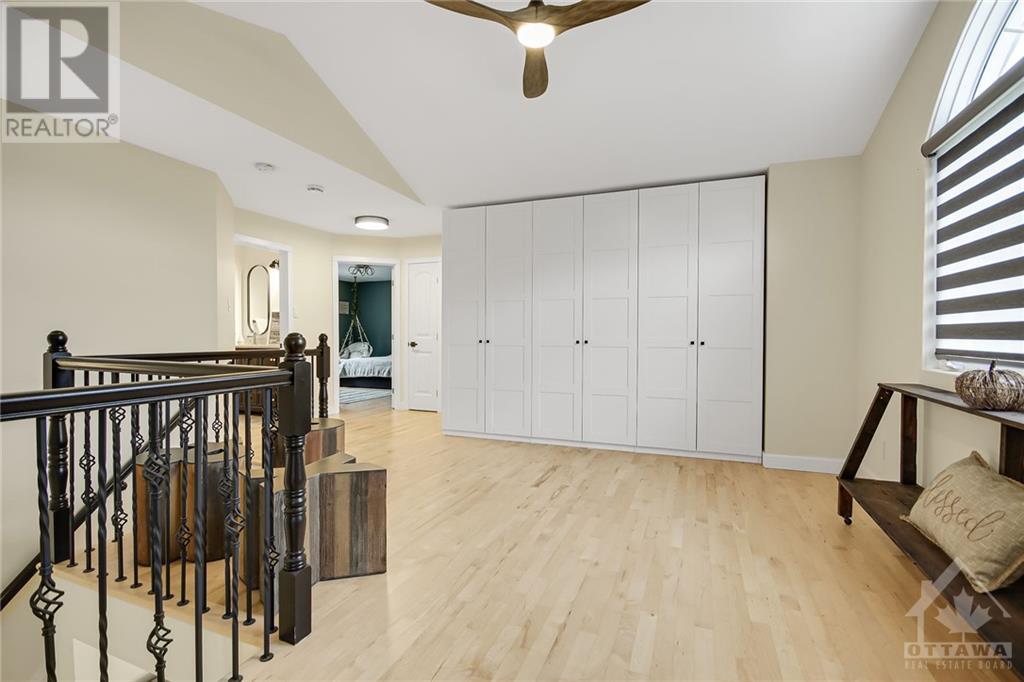 Listing 1360594 - Large Photo # 17