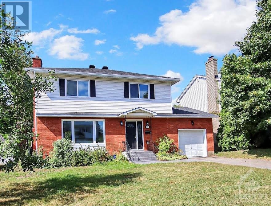 Listing 1360643 - Large Photo # 1