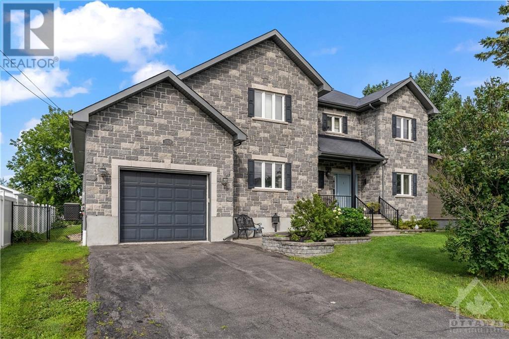Listing 1360902 - Large Photo # 2