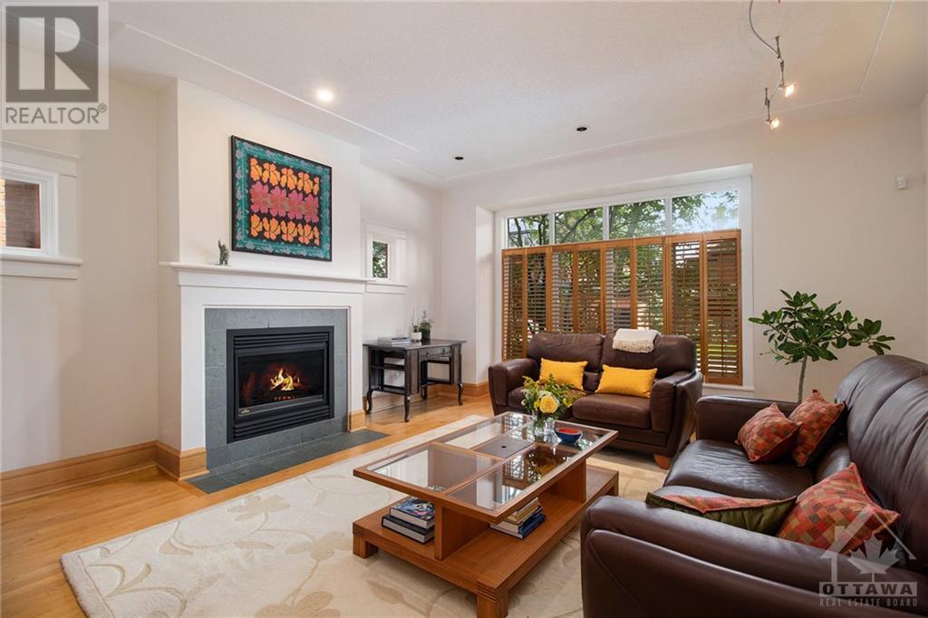Listing 1360949 - Large Photo # 4