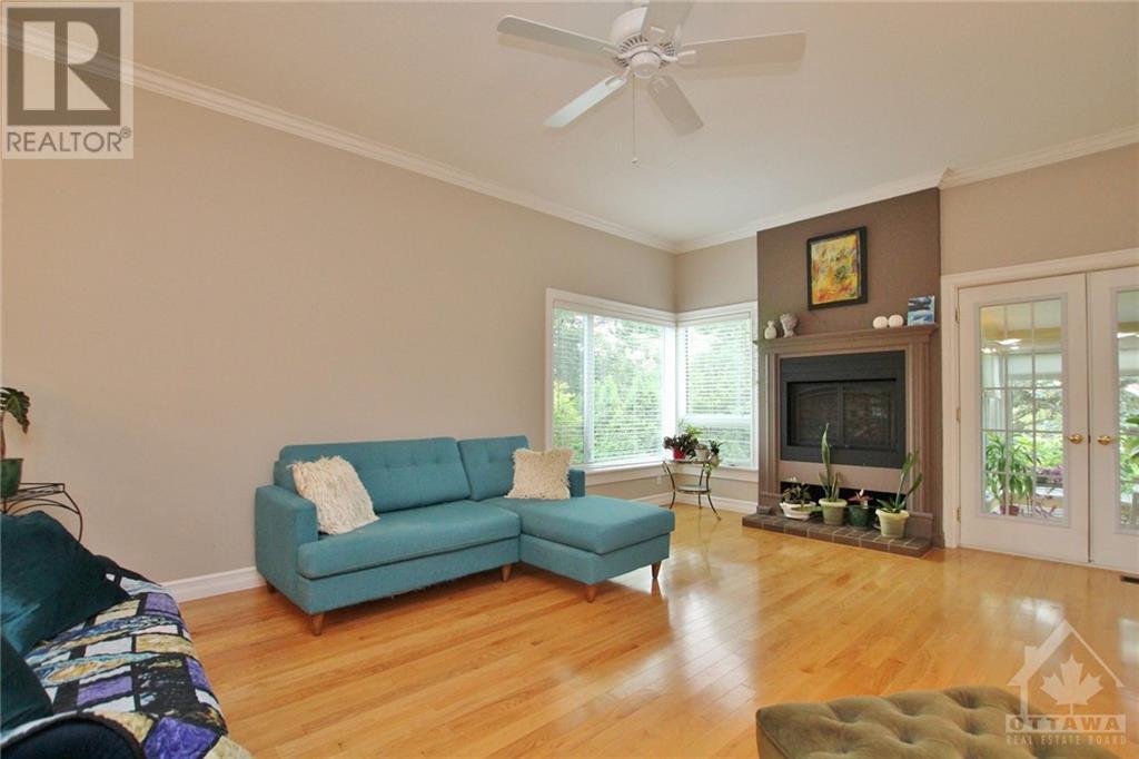 Listing 1360976 - Large Photo # 4