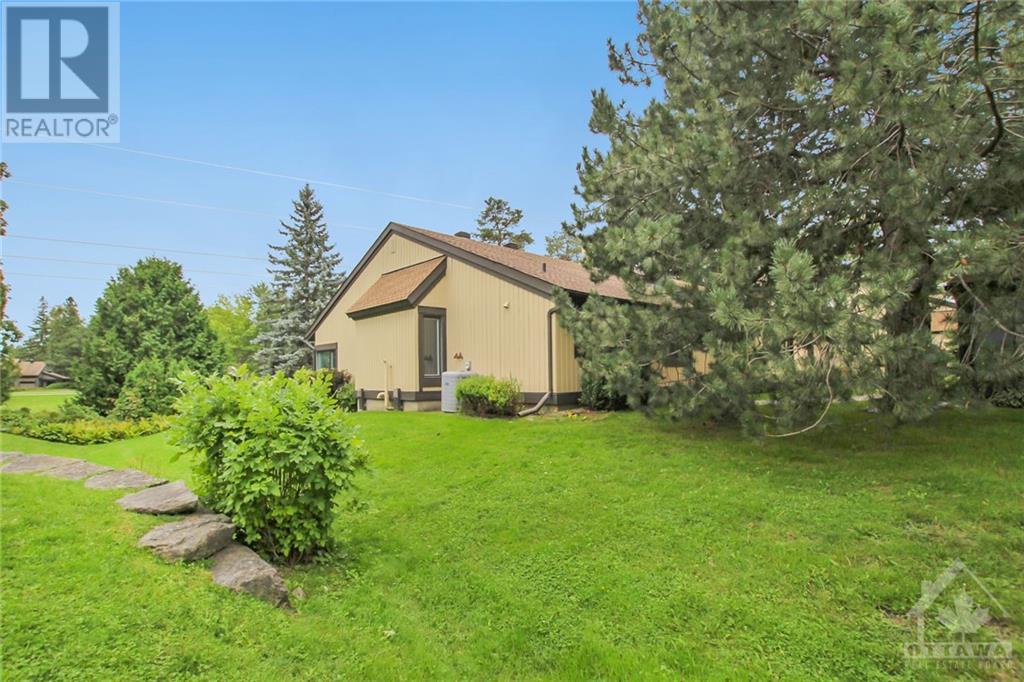 Listing 1360976 - Large Photo # 27