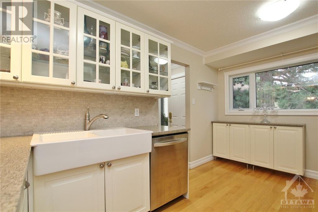 Listing 1360976 - Large Photo # 11