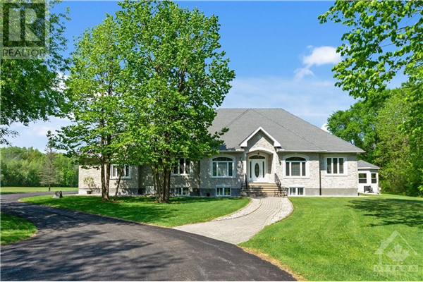 2501 KEARNS WAY, Ottawa