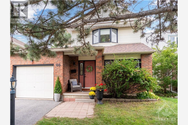 60 PICKWICK DRIVE, Ottawa