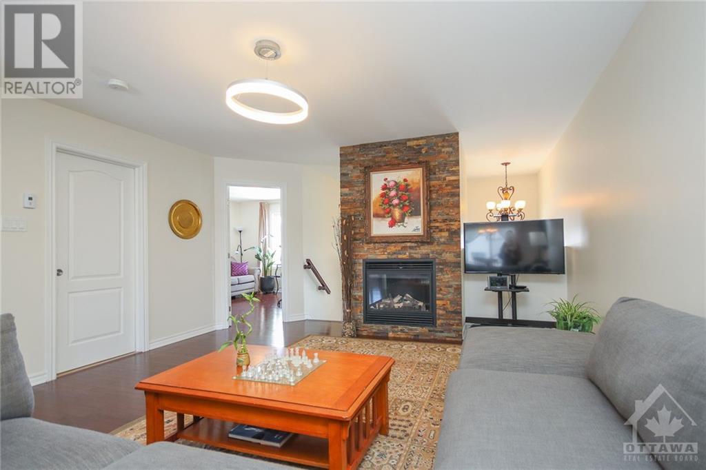 Listing 1361184 - Large Photo # 7