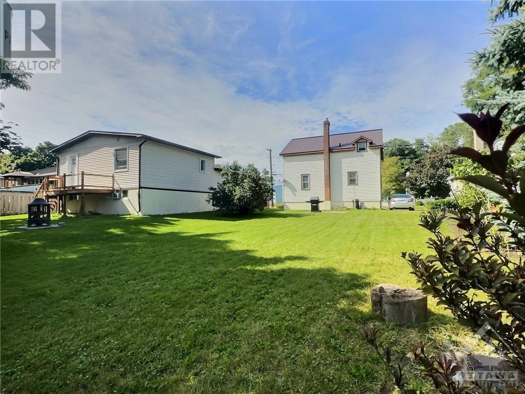 Listing 1361202 - Large Photo # 4