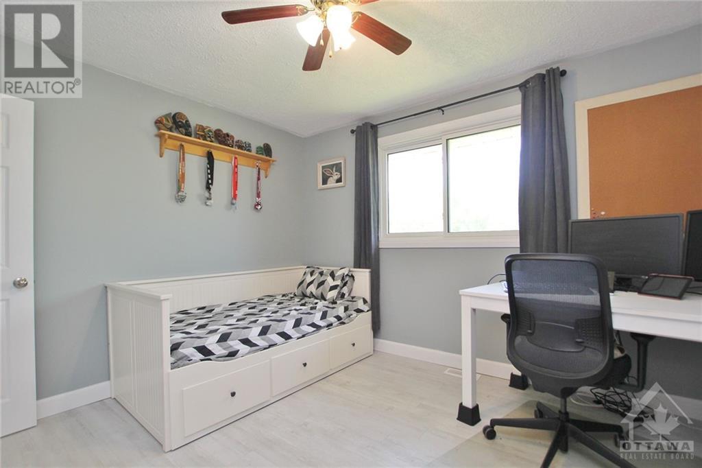Listing 1361211 - Large Photo # 18