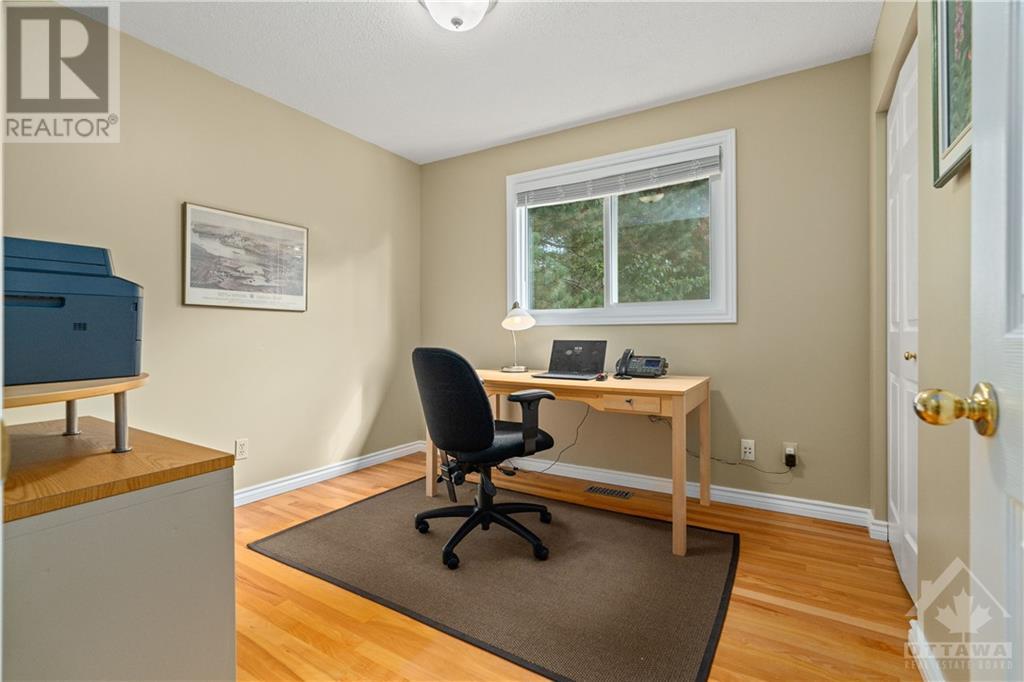 15 BRODEUR CRESCENT