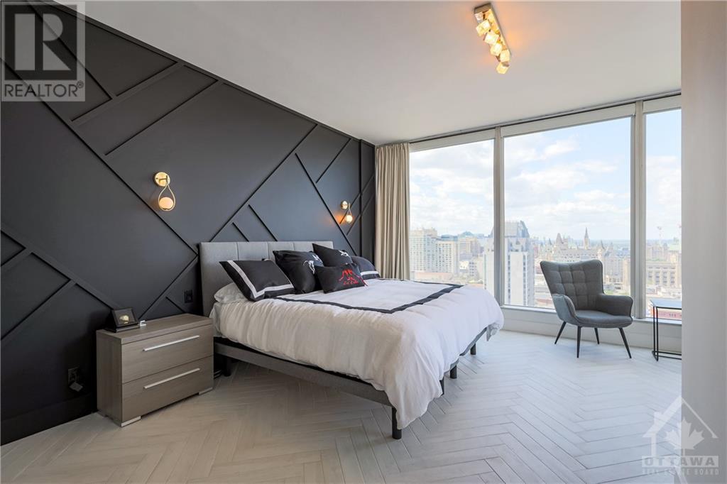 160 GEORGE STREET UNIT#2502, #2502