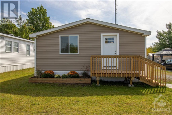 6736 CHRIS TIERNEY PRIVATE, Ottawa