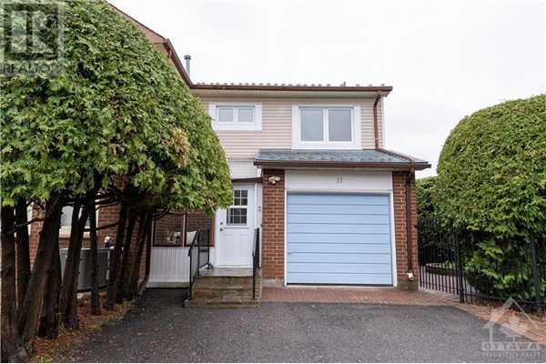 11 GREENBORO CRESCENT, Ottawa