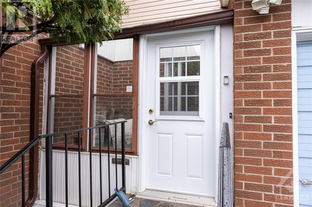 11 GREENBORO CRESCENT