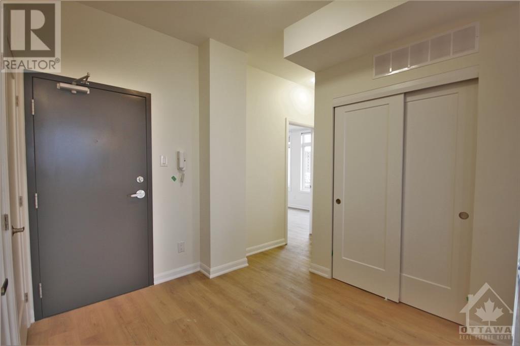 351 CROYDON AVENUE UNIT#301, #301