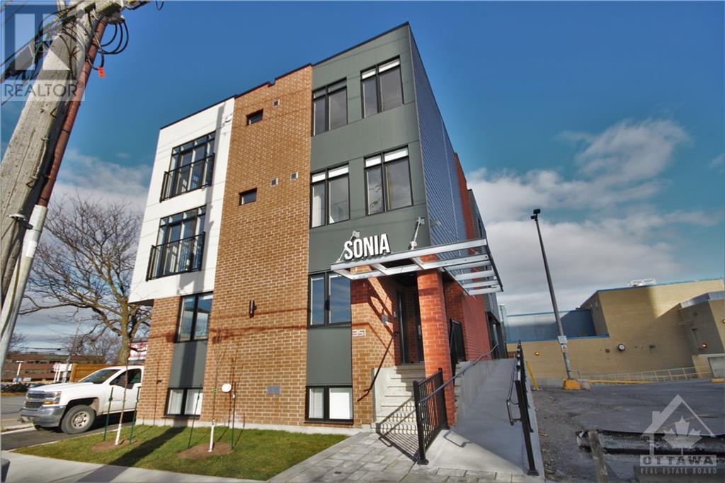 351 CROYDON AVENUE UNIT#301, #301