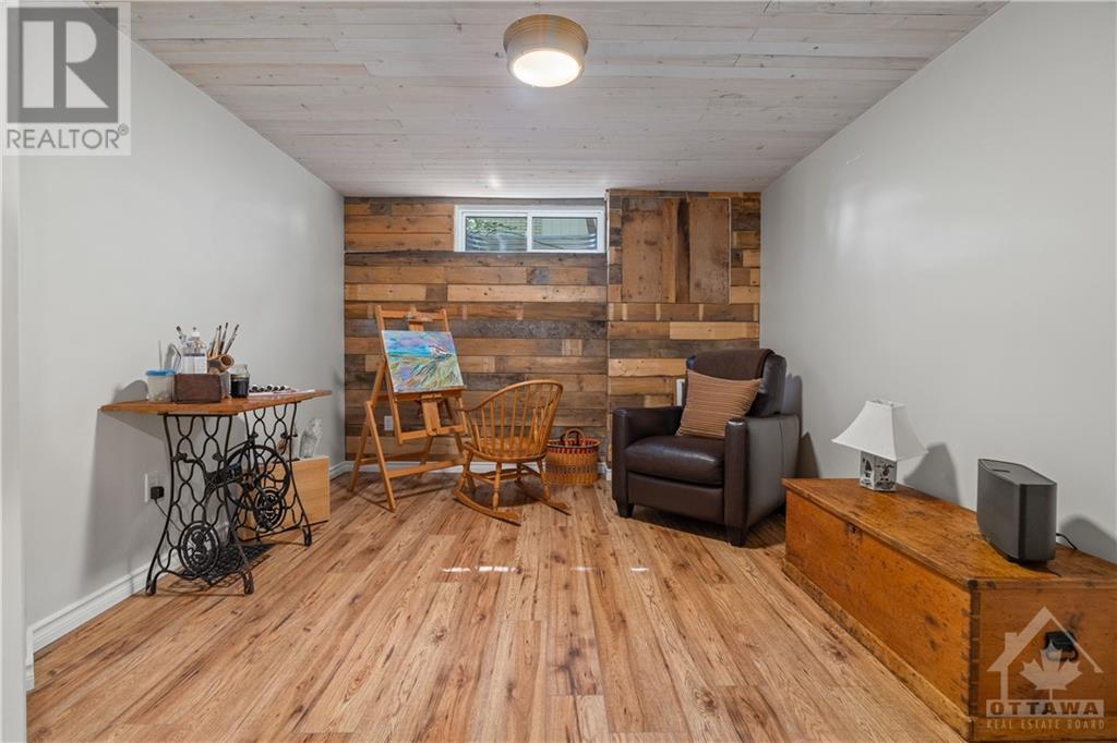 6528 MARINA DRIVE