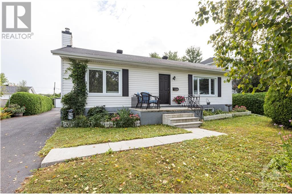 130 CEDAR STREET, Orleans