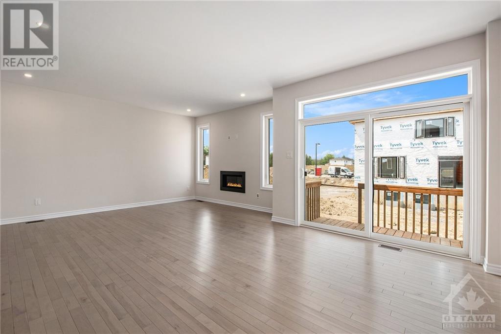 1062 KIJIK CRESCENT
