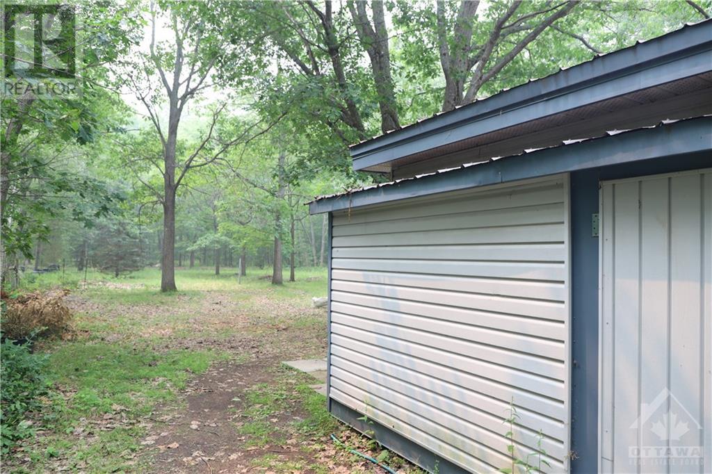 721 BAYVIEW DRIVE