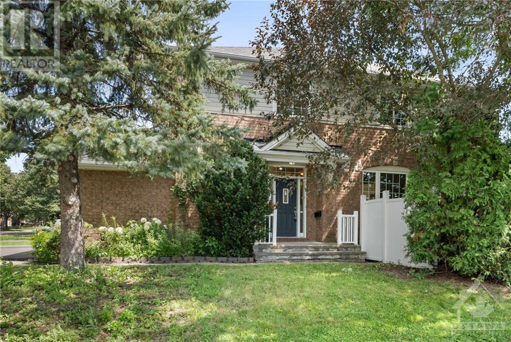 2 MILNER DOWNS CRESCENT