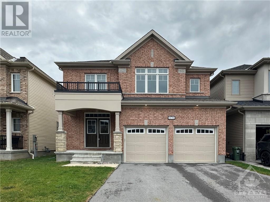 878 STALLION CRESCENT