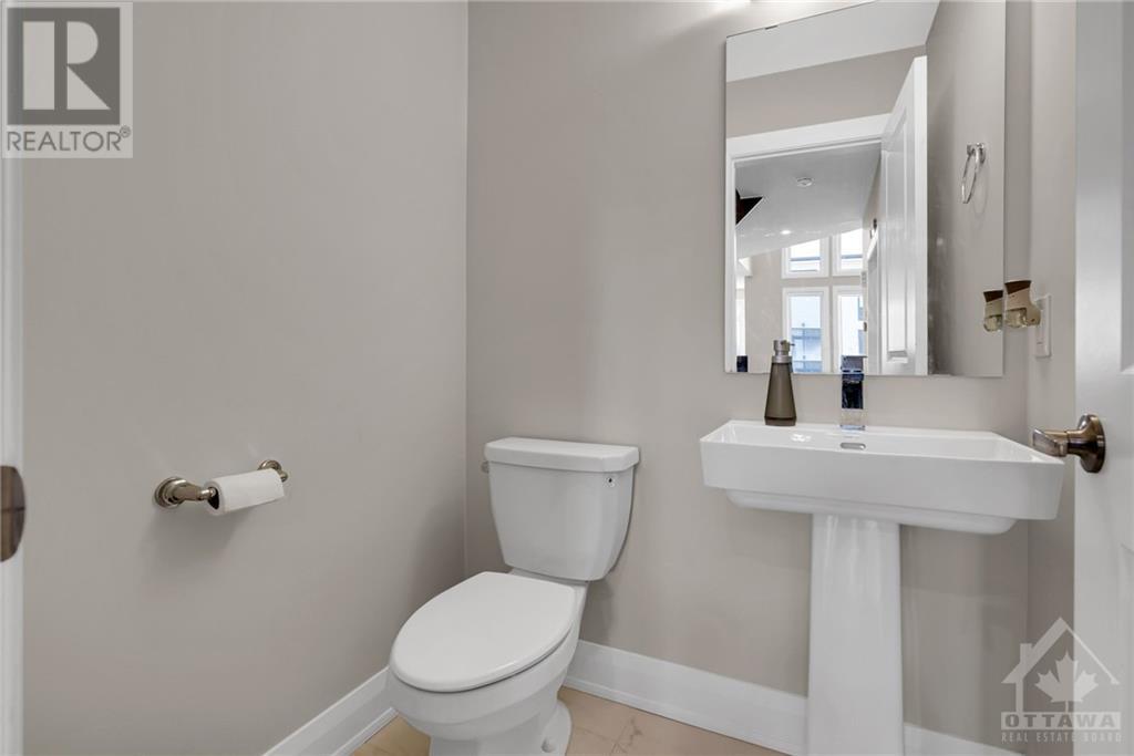 302 WHITHAM CRESCENT