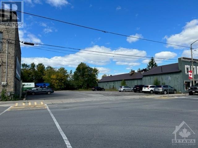 21 CLOTHIER STREET E