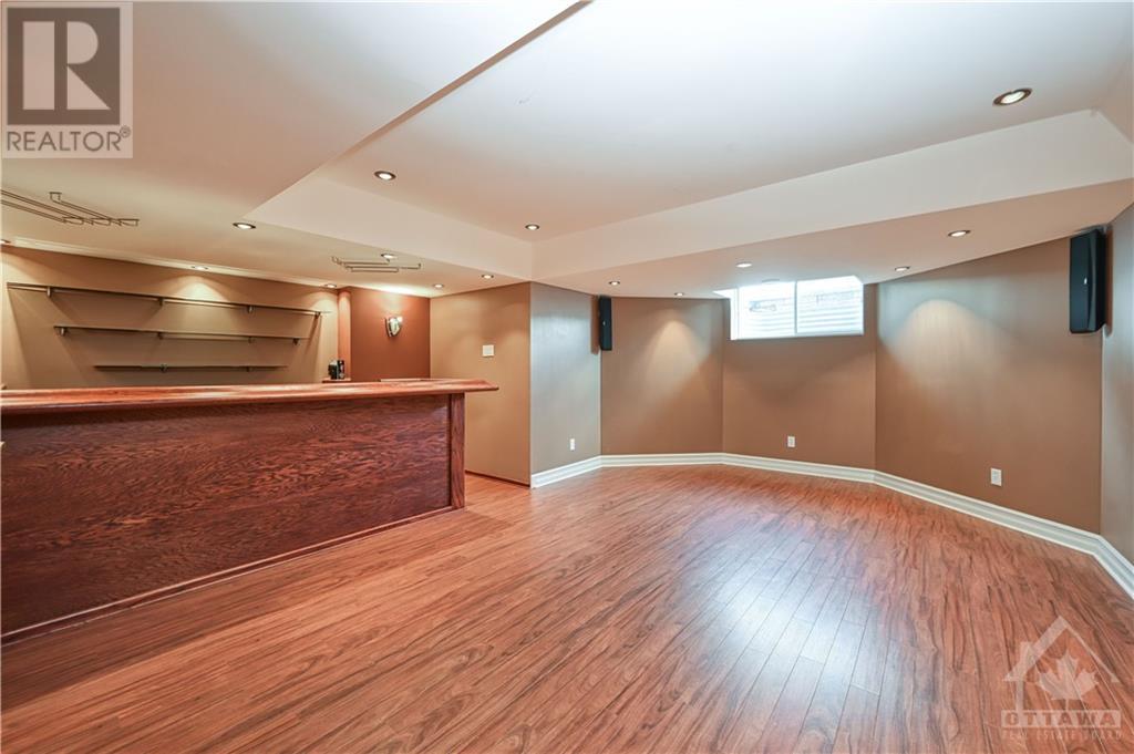 2030 CHERINGTON CRESCENT