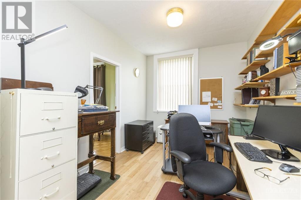 2585 RAMSAY CONCESSION 8 ROAD