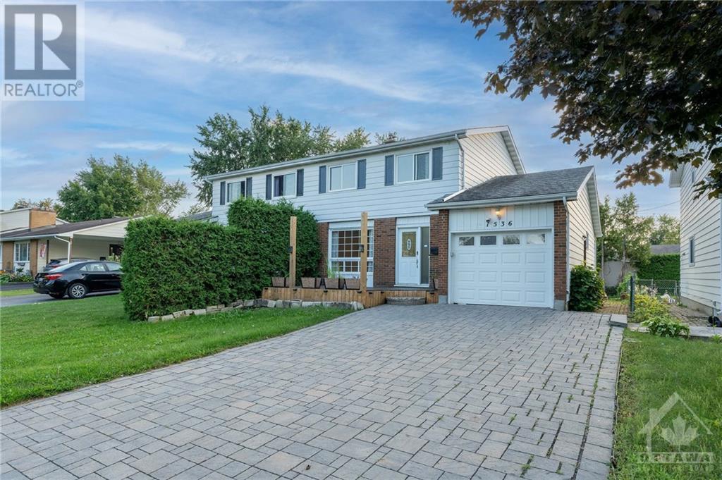 1536 PRESTWICK DRIVE