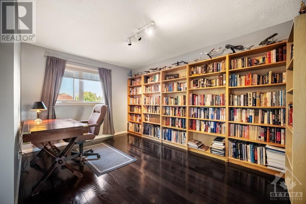 839 ADENCLIFFE DRIVE