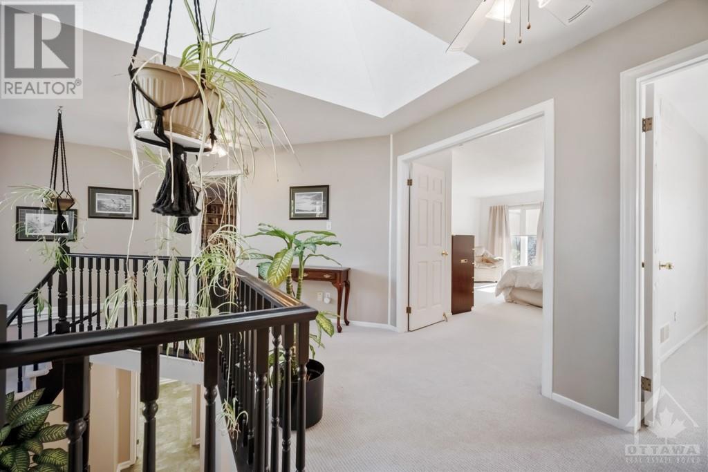 839 ADENCLIFFE DRIVE
