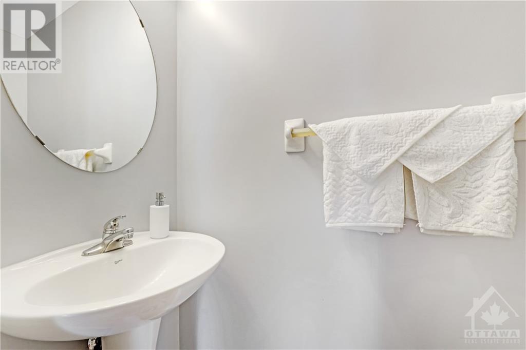 70 BRIARGATE PRIVATE UNIT#8, #8