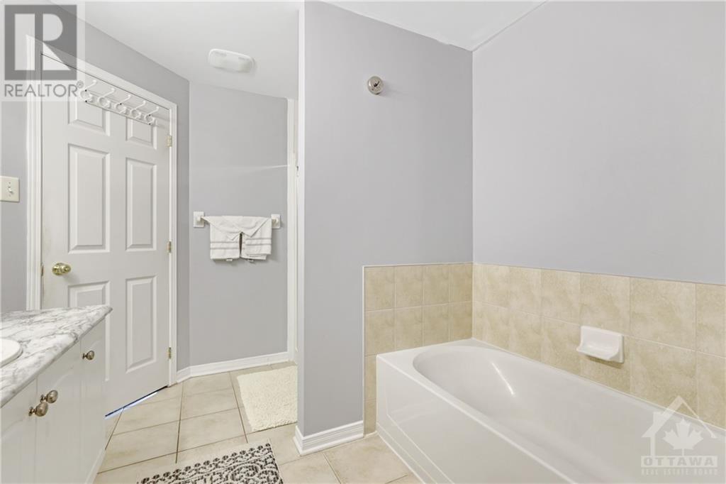 70 BRIARGATE PRIVATE UNIT#8, #8