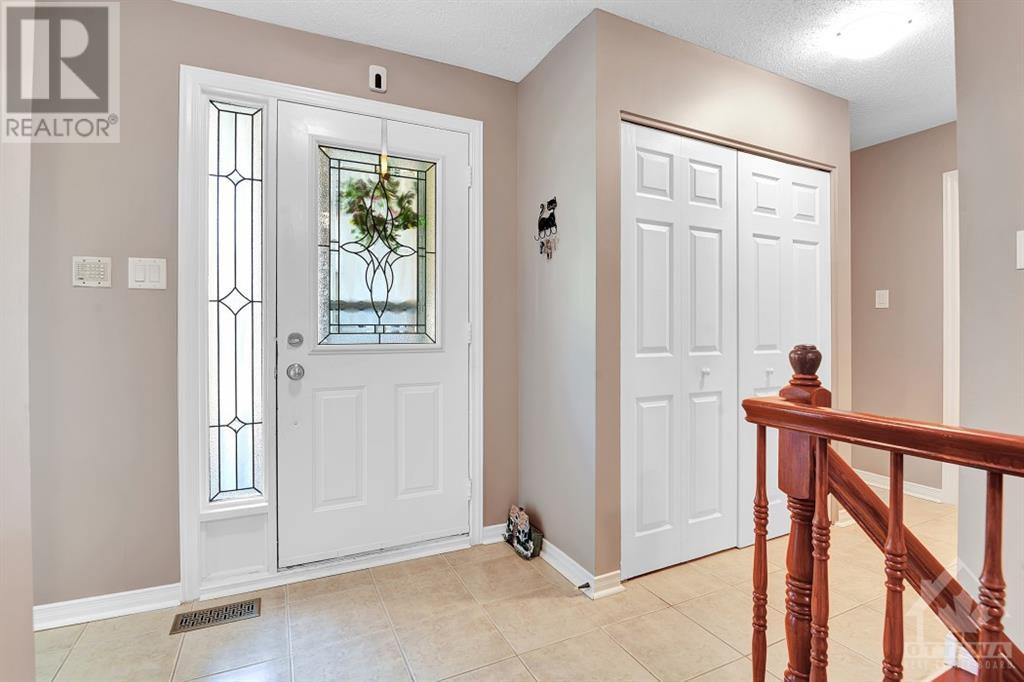 30 RIVER OAKS COURT
