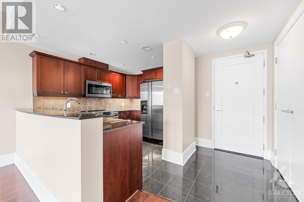 700 SUSSEX DRIVE UNIT#403, #403