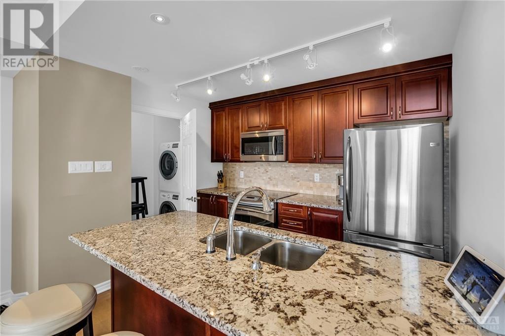 135 HARTHILL WAY UNIT#E, #E