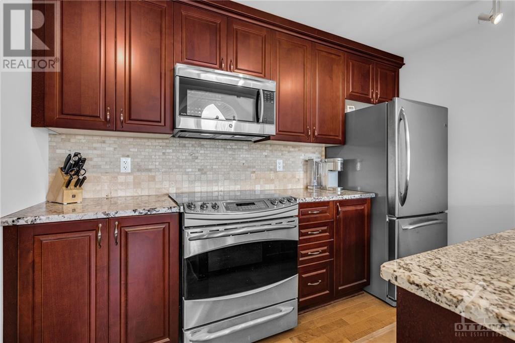 135 HARTHILL WAY UNIT#E, #E