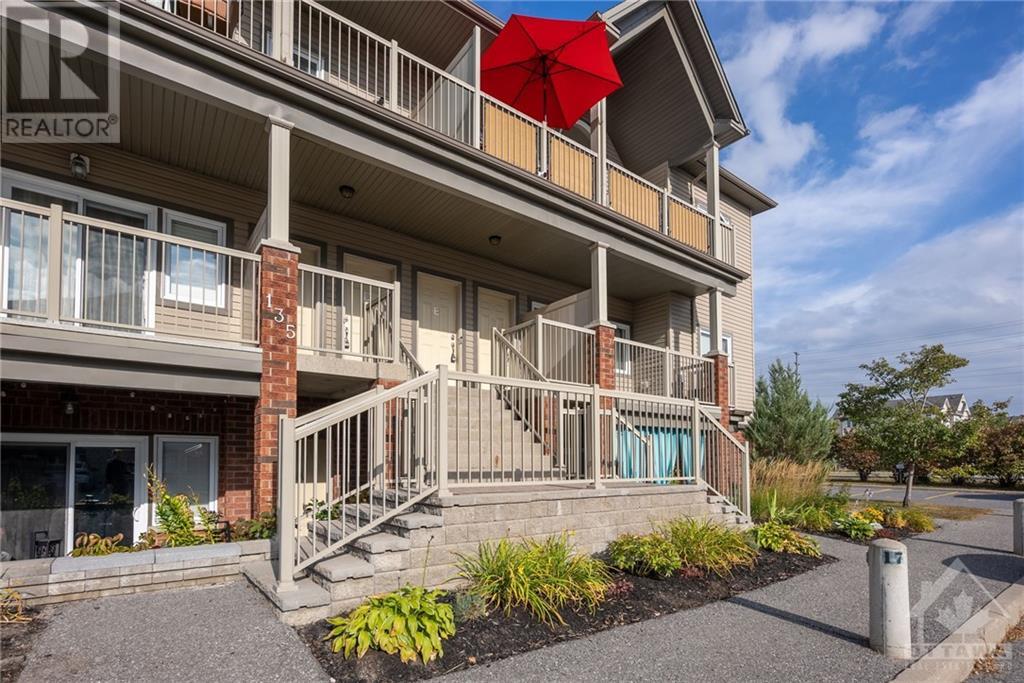 135 HARTHILL WAY UNIT#E, #E