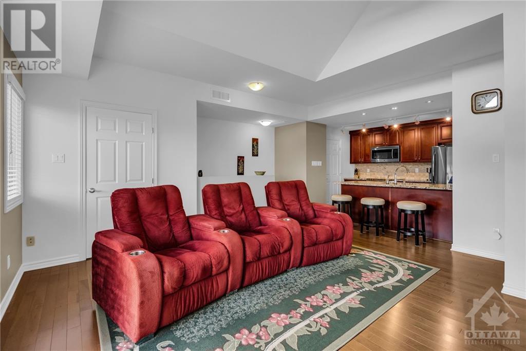 135 HARTHILL WAY UNIT#E, #E