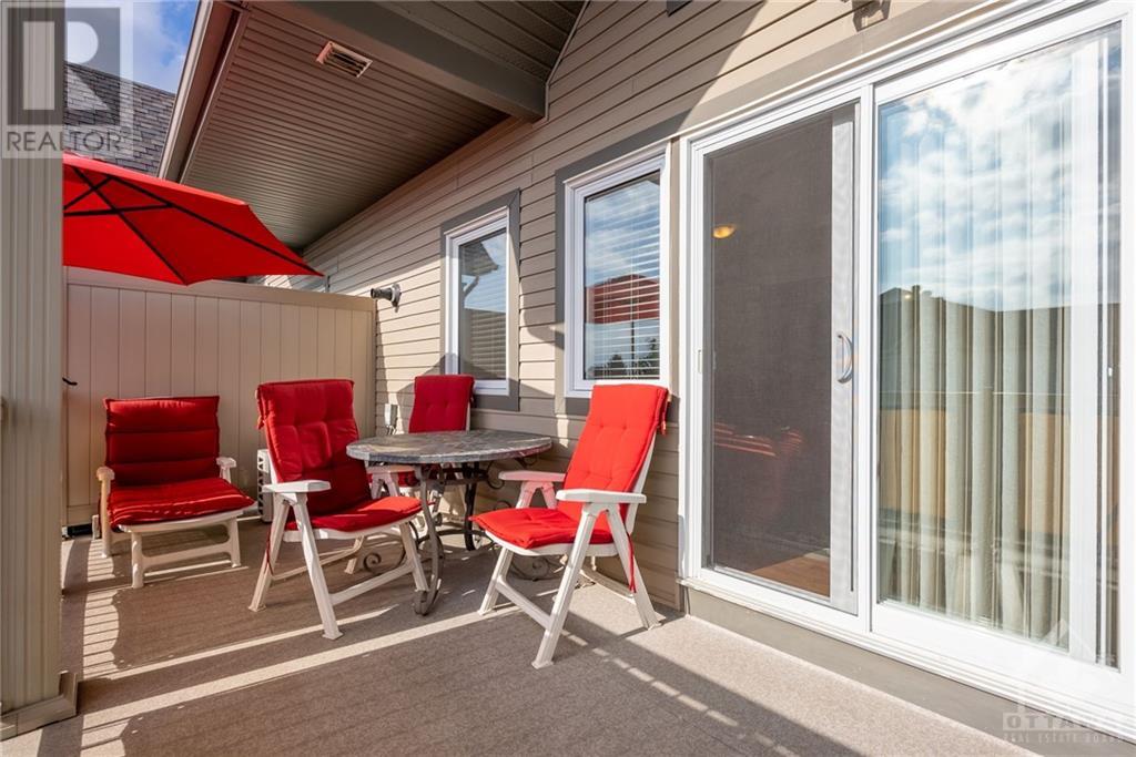 135 HARTHILL WAY UNIT#E, #E