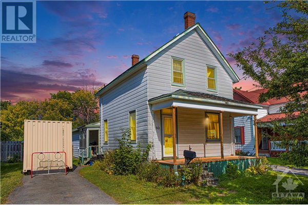 80 STEPHEN STREET, Smiths Falls