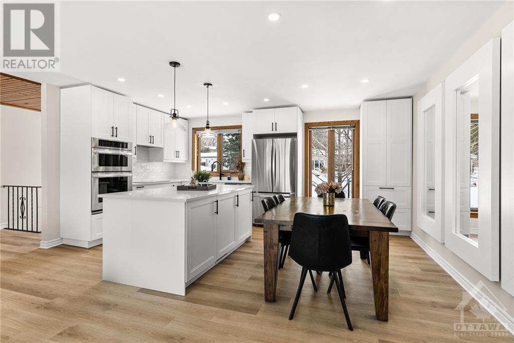 5272 MCLEAN CRESCENT