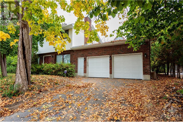 555 CHURCHILL AVENUE N, Ottawa