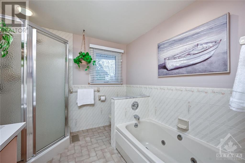 51 BEAUMARIS DRIVE