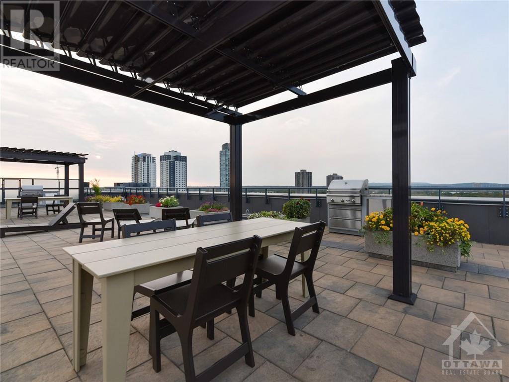 360 PATRICIA AVENUE UNIT#818, #818